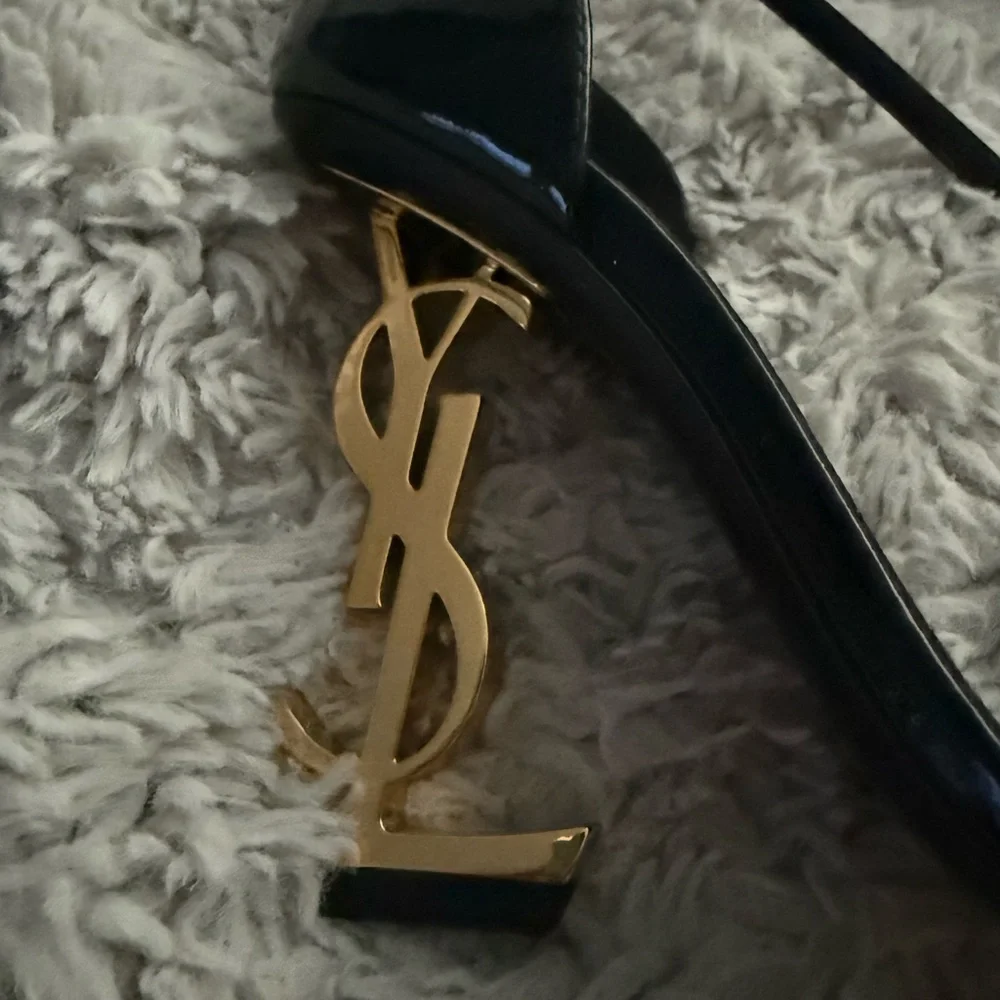 Saint Laurent black heels with YSL logo heel - Picture 3 of 6